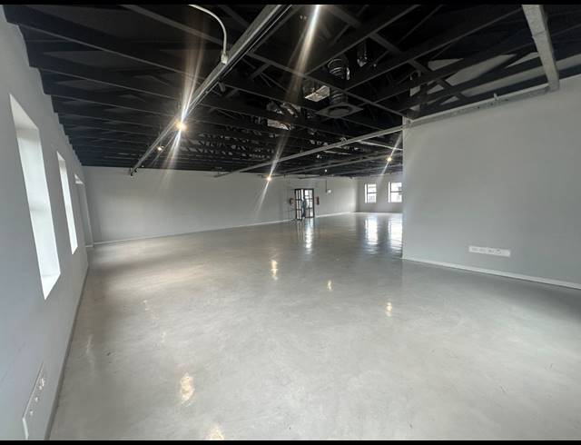 290M² OFFICE TO LET IN CENTURY CITY